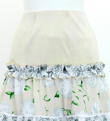 Flamenco Tiered Skirt and Double Frilled Shawl Set / Roses / Beige / FPS-14