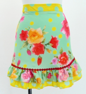 Flamenco Apron and Shawl Set / Roses & Carnations / Light Green / JPA-27