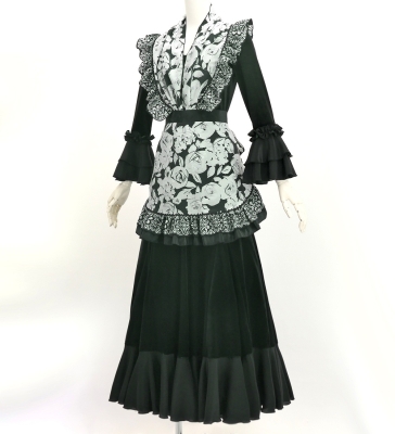 Flamenco Apron and Shawl Set / Roses / White / JPA-39