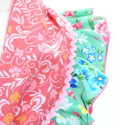 Kids Flamenco Apron and Shawl Set / Floral / Light Pink / JPAp-10