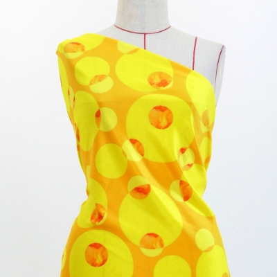 Flamenco Fabric / Dots / JKF-083-YE